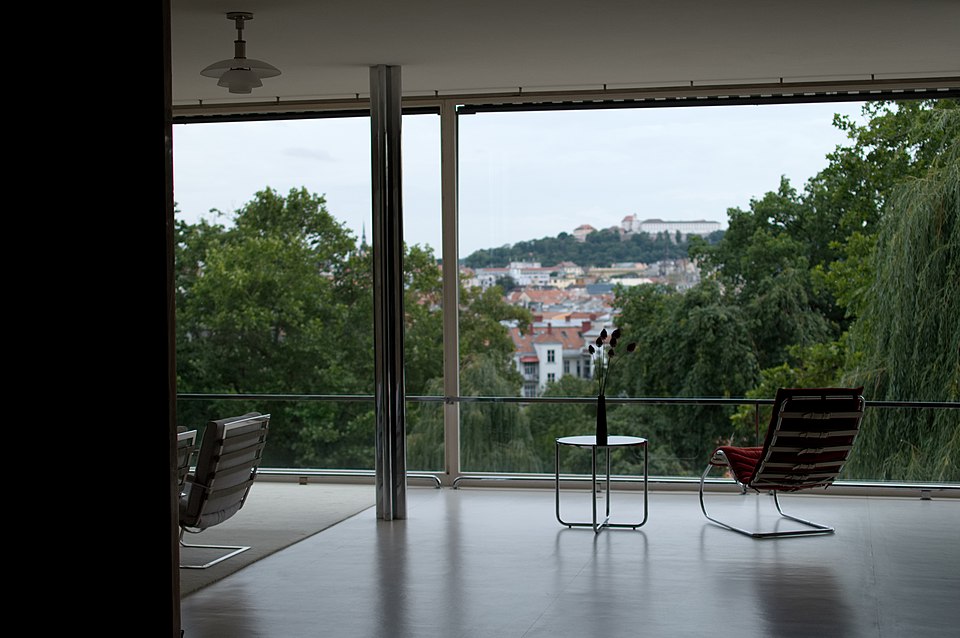 960px-Vila_Tugendhat_interior_Dvorak
