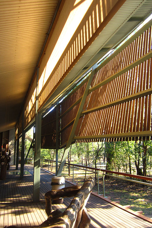 Bowali Visitor Information Centre (Trung tâm thông tin du khách Bowali), Công viên quốc gia Kakadu, hợp tác với Troppo Architects