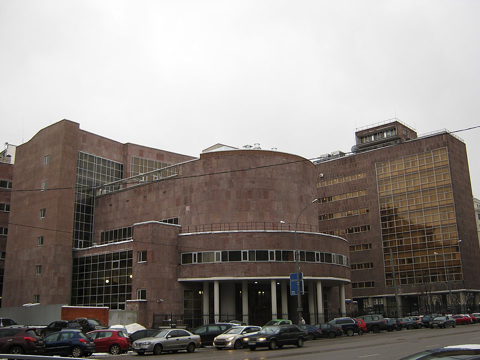 Tòa nhà Tsentrosoyuz, trụ sở của các công đoàn Liên Xô, Moscow (1928–34)
