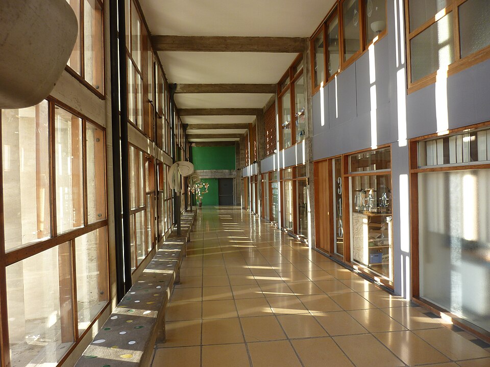 "Phố" trong Unité d'Habitation, Marseille (1947–1952)