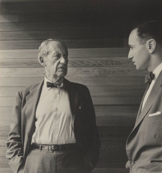 Gropius cùng Harry Seidler ở Sydney, Úc, năm 1954