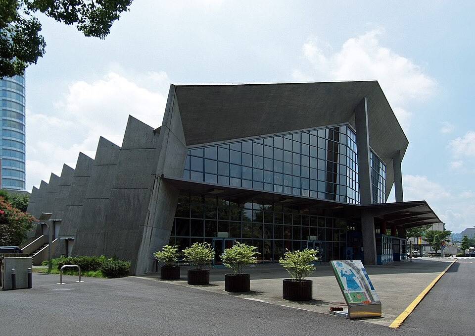Gunma_Music_Center_2009